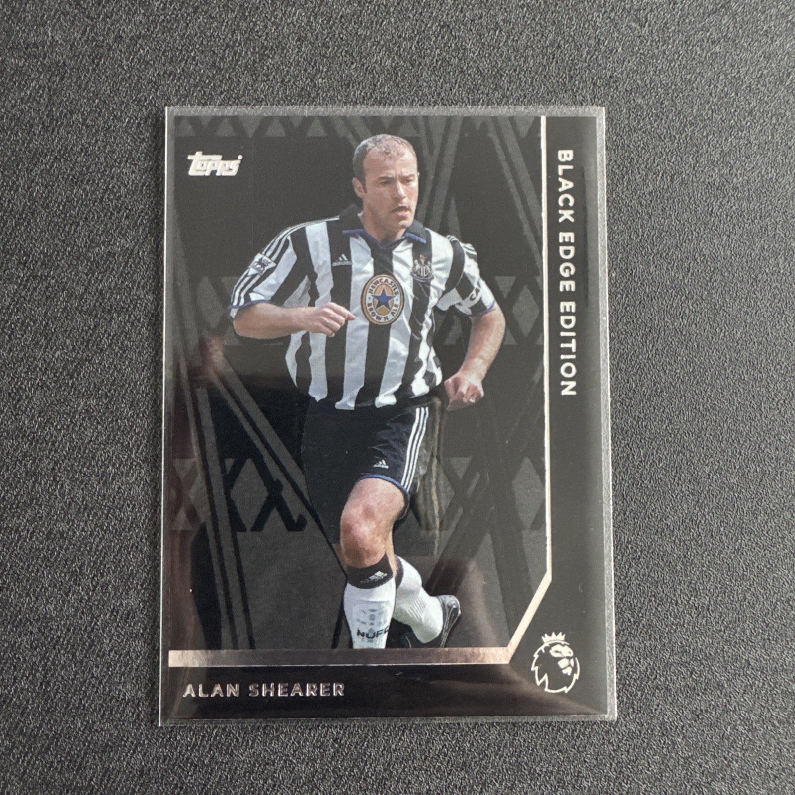 Topps Premier League 2026 Alan Shearer Black Edge Edition Trading Card